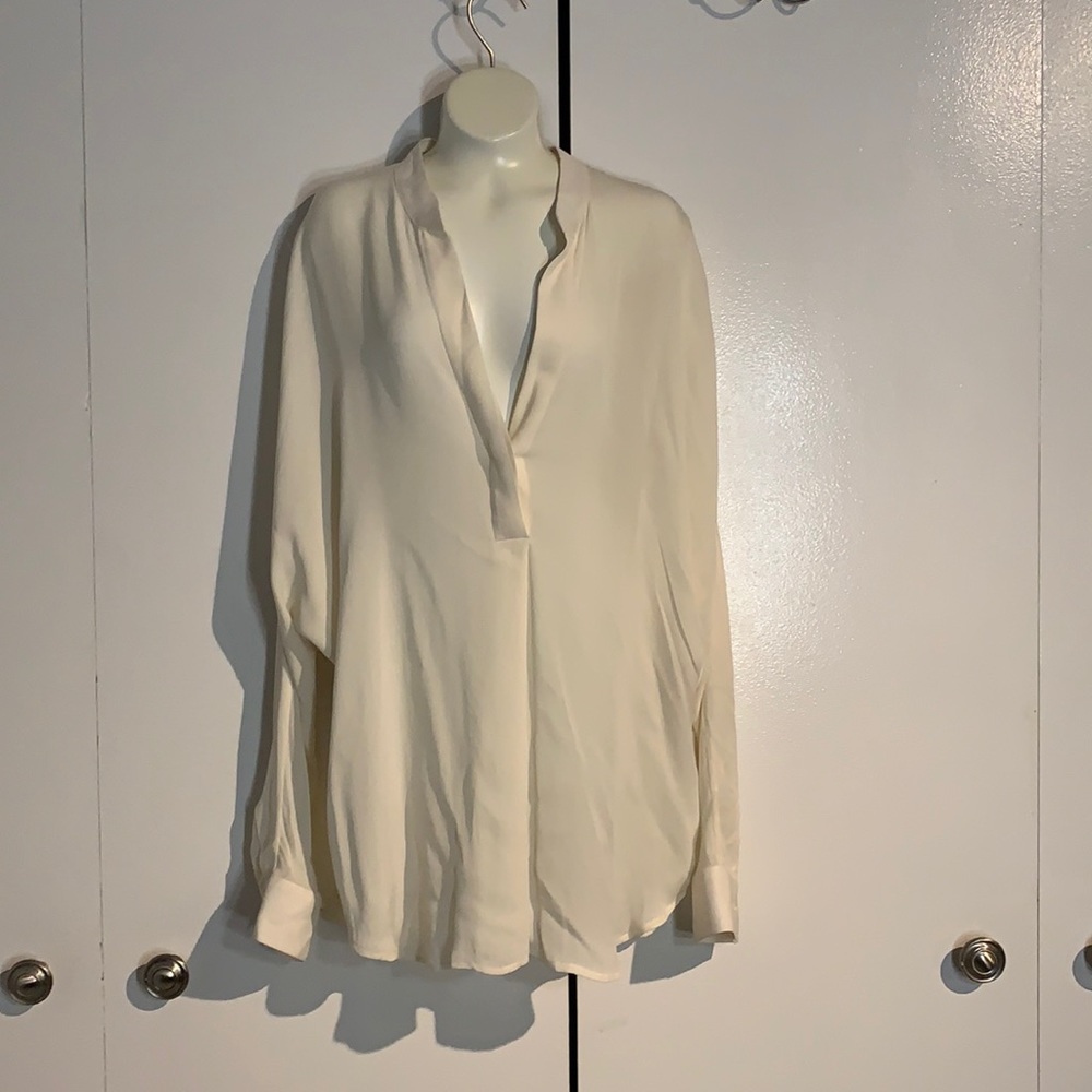Vince. Women’s Silk V-Neck Long Sleeve Shirt L